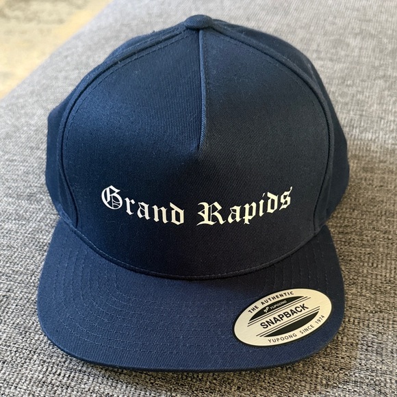 The Classics Series Custom Old English Grand Rapids Navy Blue Hat NWT - Picture 1 of 5